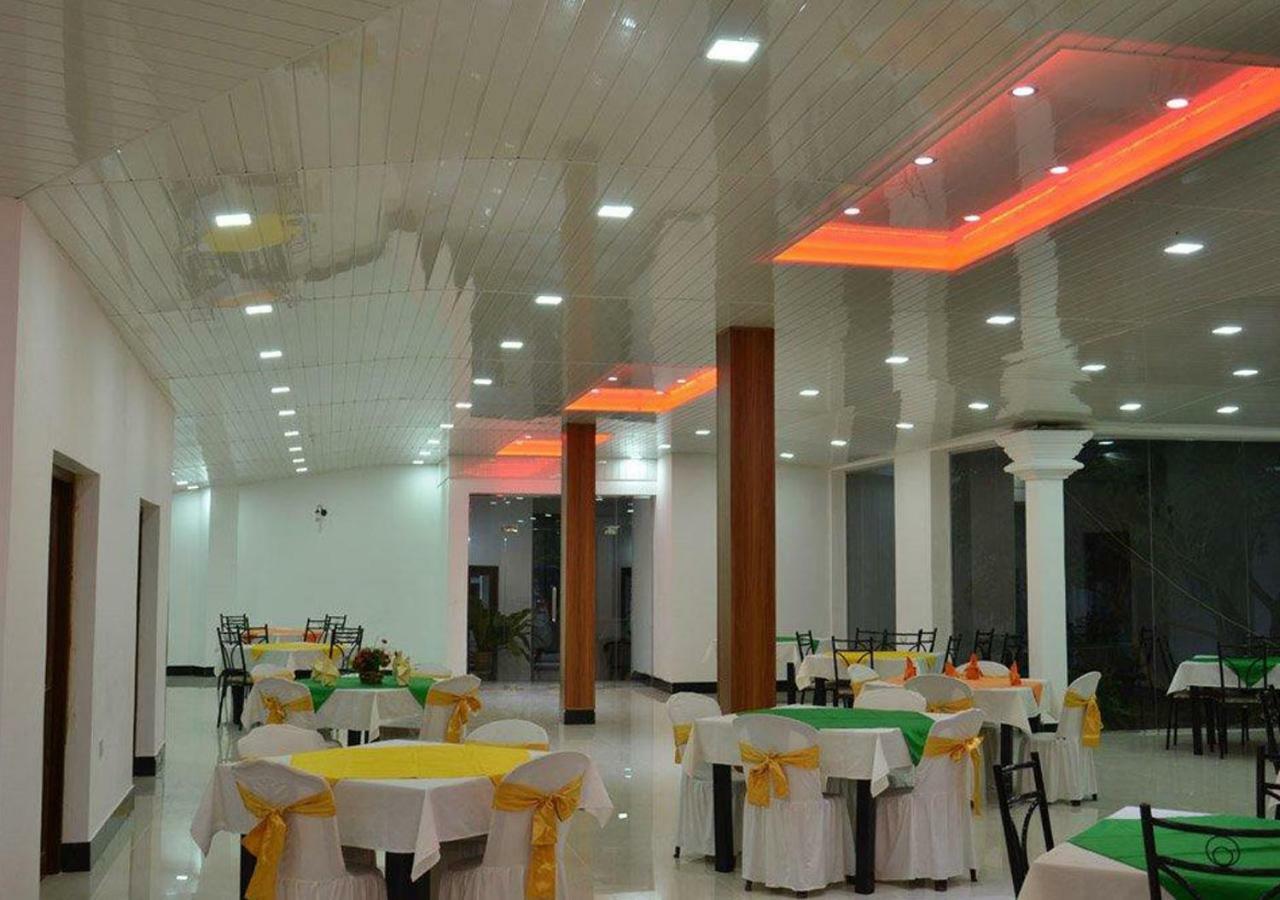 Hotel Jade Way And
